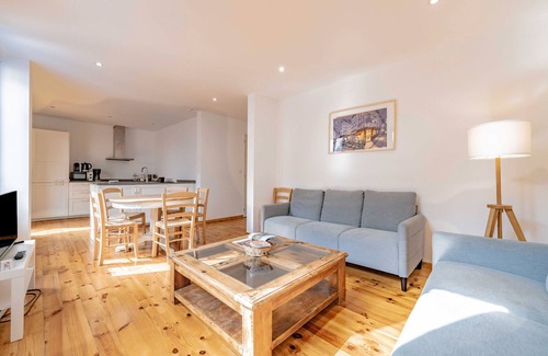 Ax-les-Thermes Apartment | Premium 3-Star Apartment in Ax-les-Thermes - Ski, Thermal Baths, and Nature Nearby