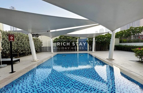 Bur Dubai Apartment | Premium 3BR with Burj Khalifa & Dubai Mall view