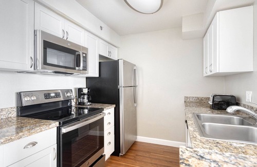 Cupertino Apartment | Premium Cupertino 1BR w/Gym, Pool & W/D, nr tech HQs, by Blueground