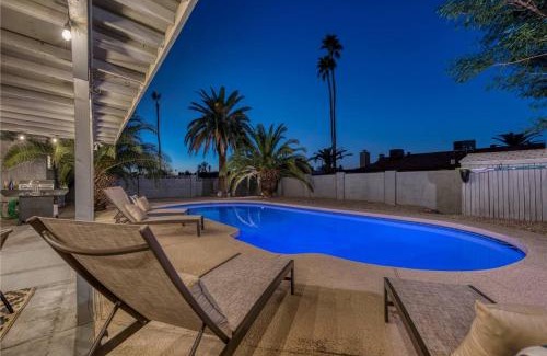 Meyer Park House | Premium Home With Free Private Heated Pool!