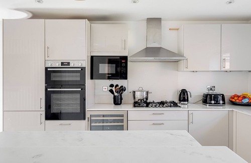 Rugby House | Premium Living Space in Rugby