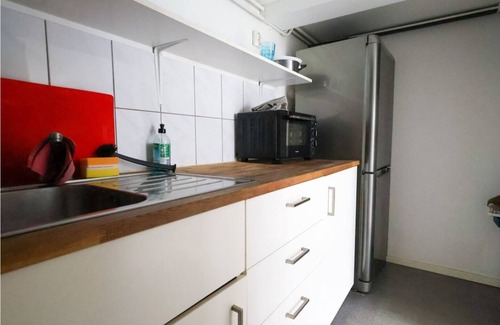 Molndal Apartment | Premium Workers Home | Near Volvo | Parking