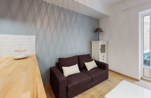 Sartene Apartment | Pres de la Place Porta Petit F2 Bien Équipé et Refait a Neuf, a 15 ' des Plages