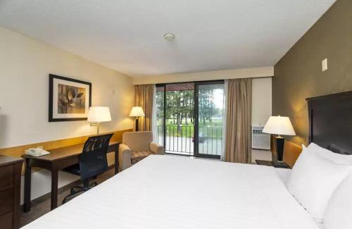 Quesnel Hotel | Prestige Riverside Lodge Quesnel