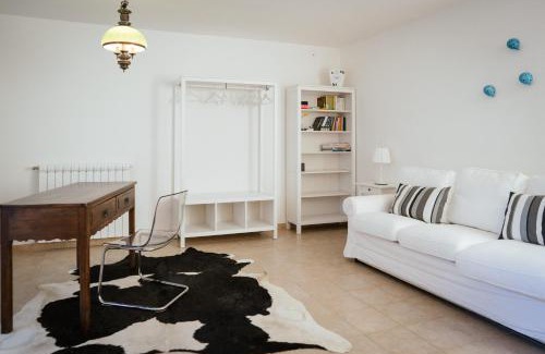 L'Assunta Villa | Prestigiosa villa con piscina condominiale