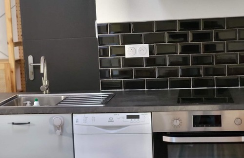 Montfavet Apartment | Pretty apartment with private pool in a mas provençale.