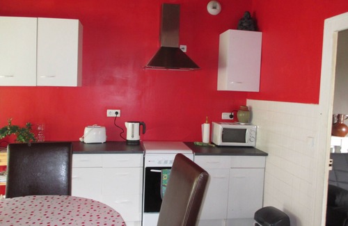 Belle-Isle-en-Terre Cottage | Pretty Breton Cottage recently refurbished 2 bedrooms central to all amenities