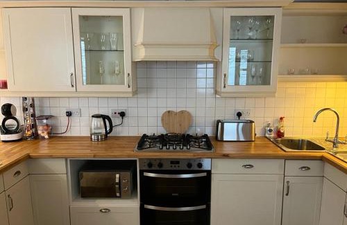 Comrie House | Pretty Ground Cottage in Comrie