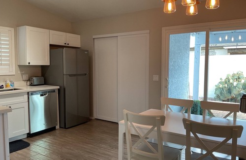 Deer Valley House | Prickly Pear Villa - Desert Patio Home perfect for families or business travel.