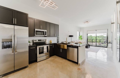 Fort Lauderdale Apartment | Prime 2BR Near FLL Airport, Dania Beach & Pointe