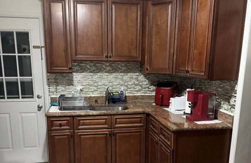 Perth Amboy House | Prime Cozy Room. Easy NY access