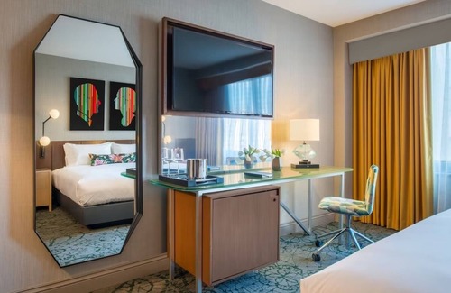 Downtown Washington D.C. Hotel | Prime D.C. Location | Ideal For Downtown Couple Stay Near White House