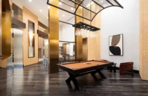 Radnor - Fort Myer Heights Apartment | Prime Location 1BR in Secure Bldg., Near Dining, Amenities & Walkable!