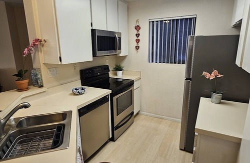 Mira Mesa Condo | Prime Location - Discover All Sunny San Diego Has to Offer - 2/2 with pool view