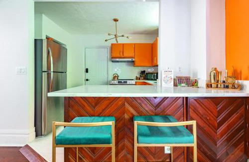 Short North House | Prime Location Top Rated Clean Parking Free!