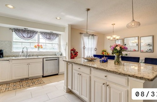 Oxon Hill-Glassmanor House | PRIME Location Hurry before the deal ends!