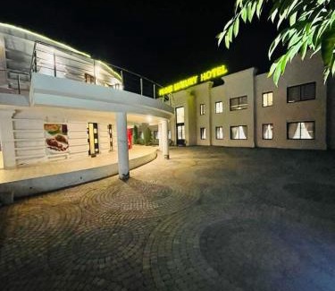 Punjab Hotel | Prime Luxury Hotel Rooms