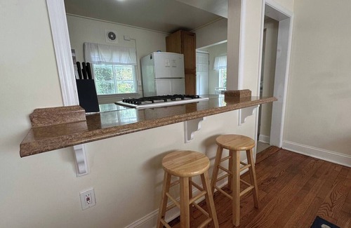 Historic District Apartment | Prime Spot Stay–Simple Comfort, Perfect Location