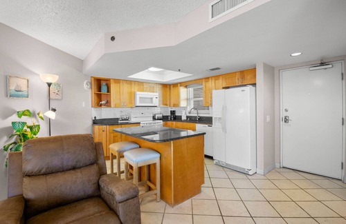 Belle Vista Condo | 🌅 Prime View Condo — Gulf Strand Resort, St. Pete Beach