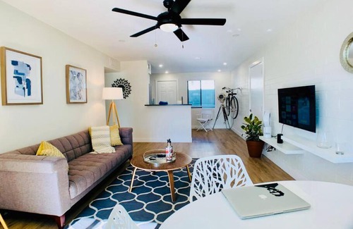 South Scottsdale Apartment | Primo Old Town Location w/Heated Pool