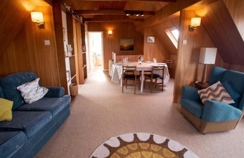 Roch House | Primrose Cottage