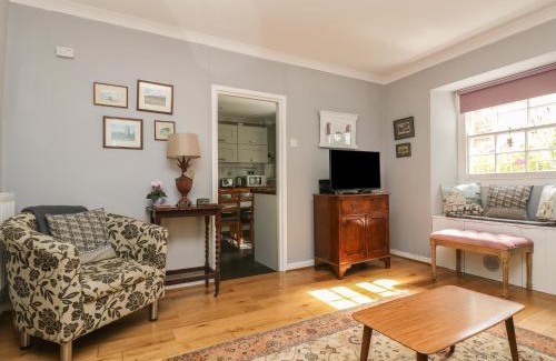 Mabe House | Primrose Cottage