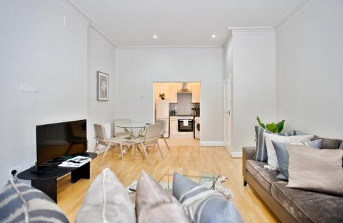 Primrose Hill Apartment | Primrose Hill Park