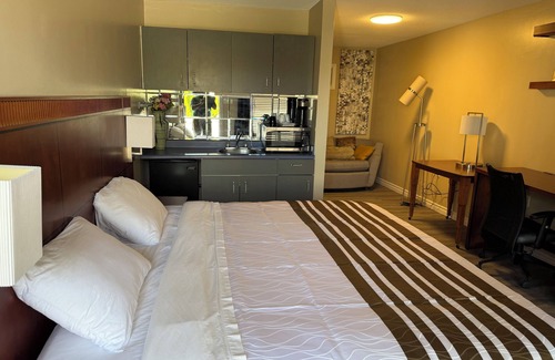 Bobcaygeon Hotel | Princess Motel