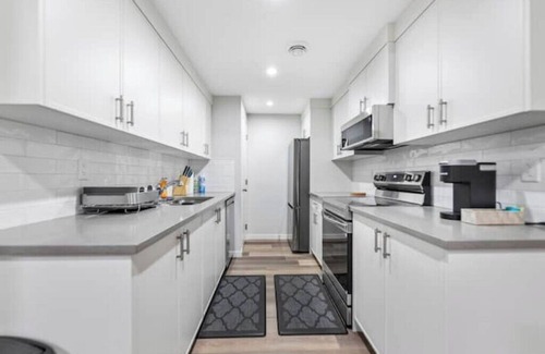 Calgary Apartment | Pristine 2 bedroom basement