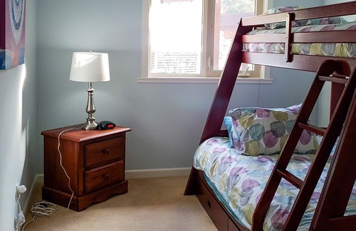 Port Alberni House | Pristine Waterfront - Private Luxury