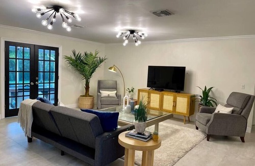 Palm Beach Country Estates House | Priv 4/2 Bdm Palm Beach Gardens Pool Home-Beaches
