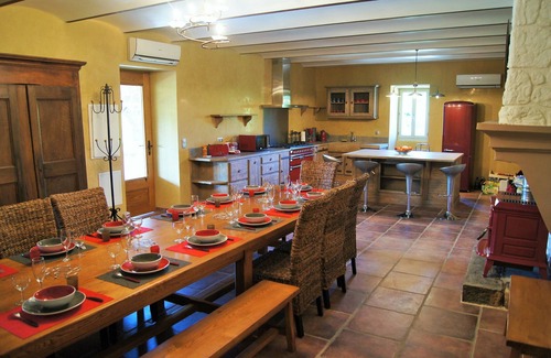 Saint-Andre-de-Cruzieres House | Private Estate & Pool - 15 Guests - South France