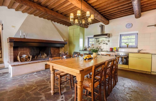 Chianni Villa | Private 17th Century Country Villa Podere Croci