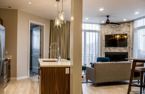 Garden City Condo | Private 3 Bedroom Condo LakeView on the Shore of Bear Lake