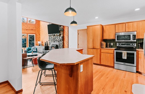Port Angeles House | Private 5.5-acre forest retreat with hot tub, game room, and private trails—just minutes to Olympic National Park.