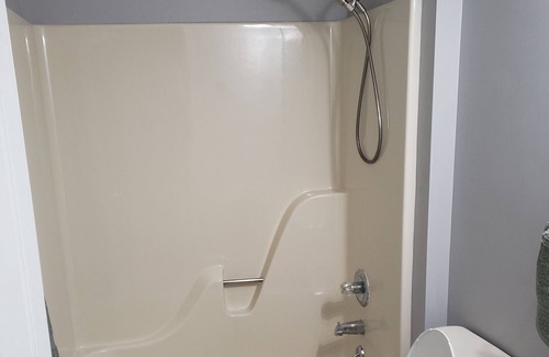 Dearborn Heights House | Private and quiet for families and business travelers.