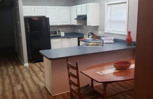 Dearborn Heights House | Private and quiet for families and business travelers.