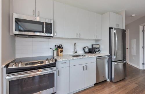 Seaport District Apartment | Private Apt Seaport with Gym