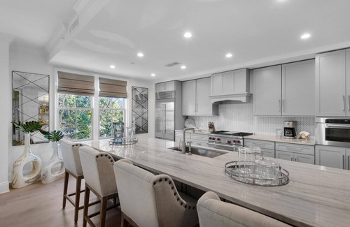 Rosemary Beach Cottage | PRIVATE BEACH/POOL ACCESS-Urban Flair/Coastal Chic-Minutes to Beach-4 Bikes