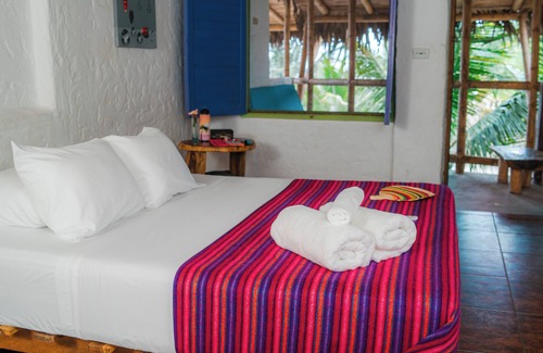 Canoa Hotel | Private Beachfront Resort: Sleeps 20+, Pool & Bar