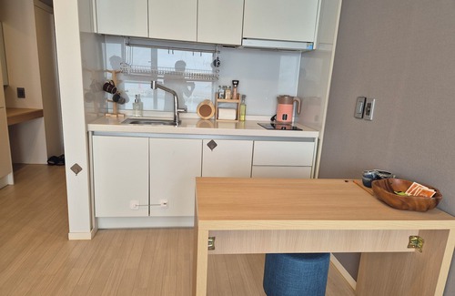 Downtown Apartment | Private Beautiful Ocean Harbor next to Dodu beach in Jeju with AC, WiFi