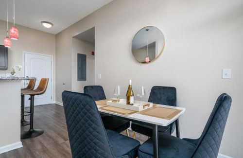 Downtown Indianapolis Apartment | Private Bed Downtown INDY - Shared