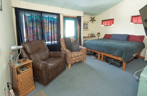 Bear Valley Bed & Breakfast | Private bedroom bath suite in large home, co-op kitchen Den Dog Ok
