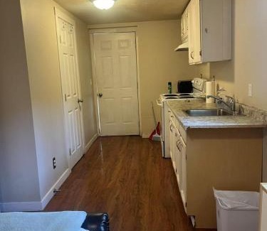 Downtown Victoria Apartment | Private bedroom close UVIC