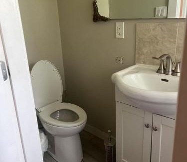 Downtown Victoria Apartment | Private bedroom close UVIC