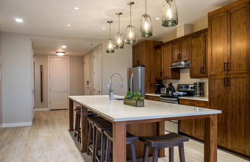 Garden City Condo | Private Condo, stunning 4 bedroom, direct access to Bear Lake