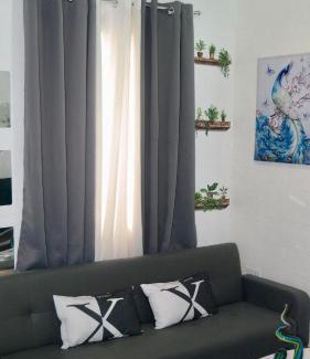 Santa Rosa Apartment | Private & Cosy unit A - 2BR Apt Fast Wi-Fi, Netfli