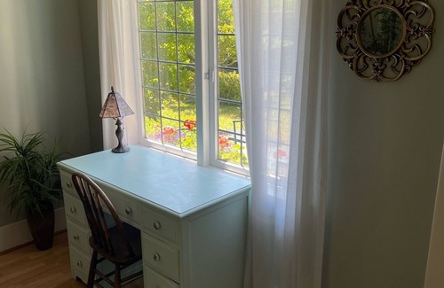 North Saanich Cottage | Private Cottage: charming 2 bed + 2 bath forest sanctuary