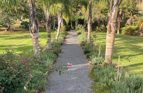 Kerikeri Cottage | Private Cottage with garden ambience close to Kerikeri/Bay of Islands.