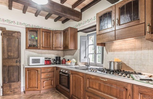 Ripoli Villa | Private country villa with private pool